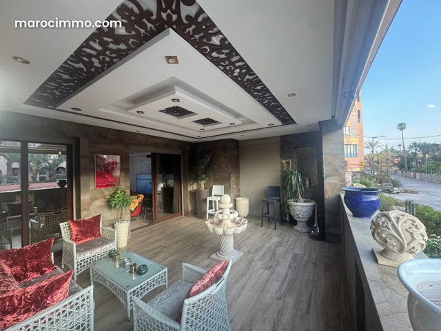 Spacieux appartement à vendre vide à Semlalia — 2
