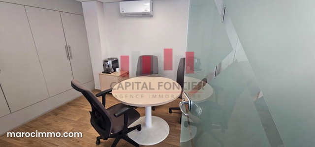 Immeuble professionnel aménagé de 800 m2 en plein quartier Ghautier a la location — 5