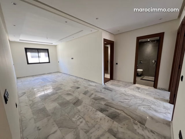 Un appart à louer vide à Perla bouskoura à côté de CHU Mohamed 6 — 3