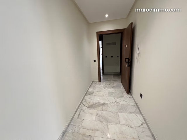Un appart à louer vide à Perla bouskoura à côté de CHU Mohamed 6 — 4
