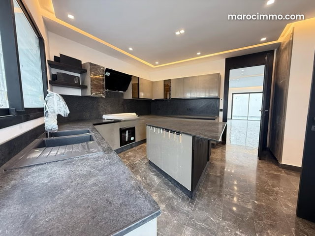 Cil / magnifique ville neuve 4 suite piscine — 5