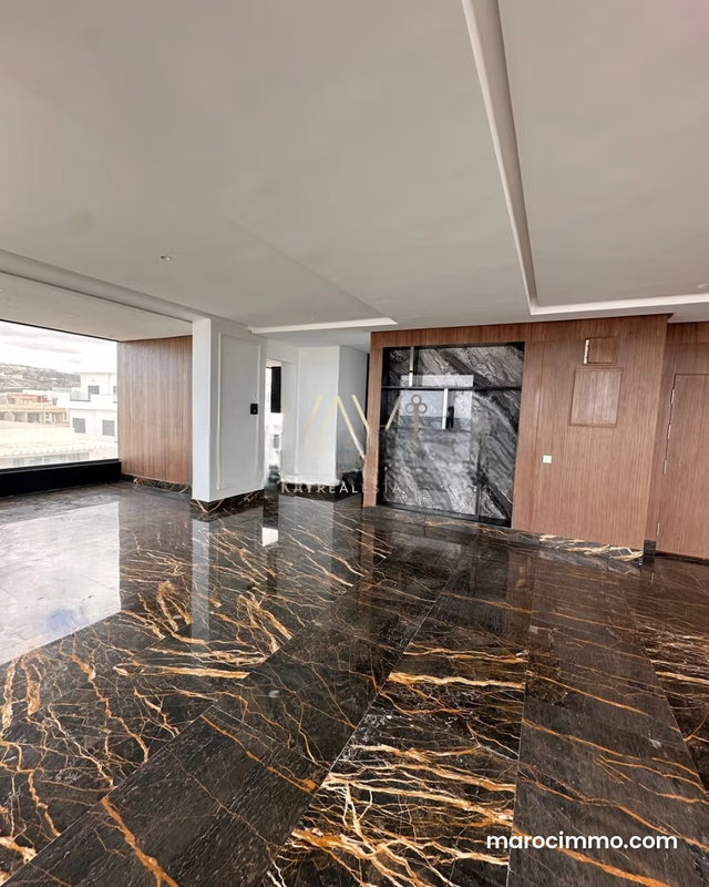 Louez cet appartement à De La Plage. 4 pièces. Parking et terrasse — 2