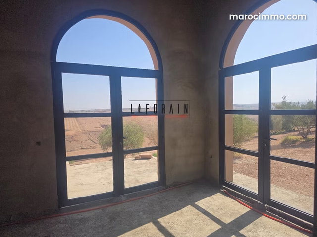 Villa semi finie de plain pied sur 1 hectare — 2