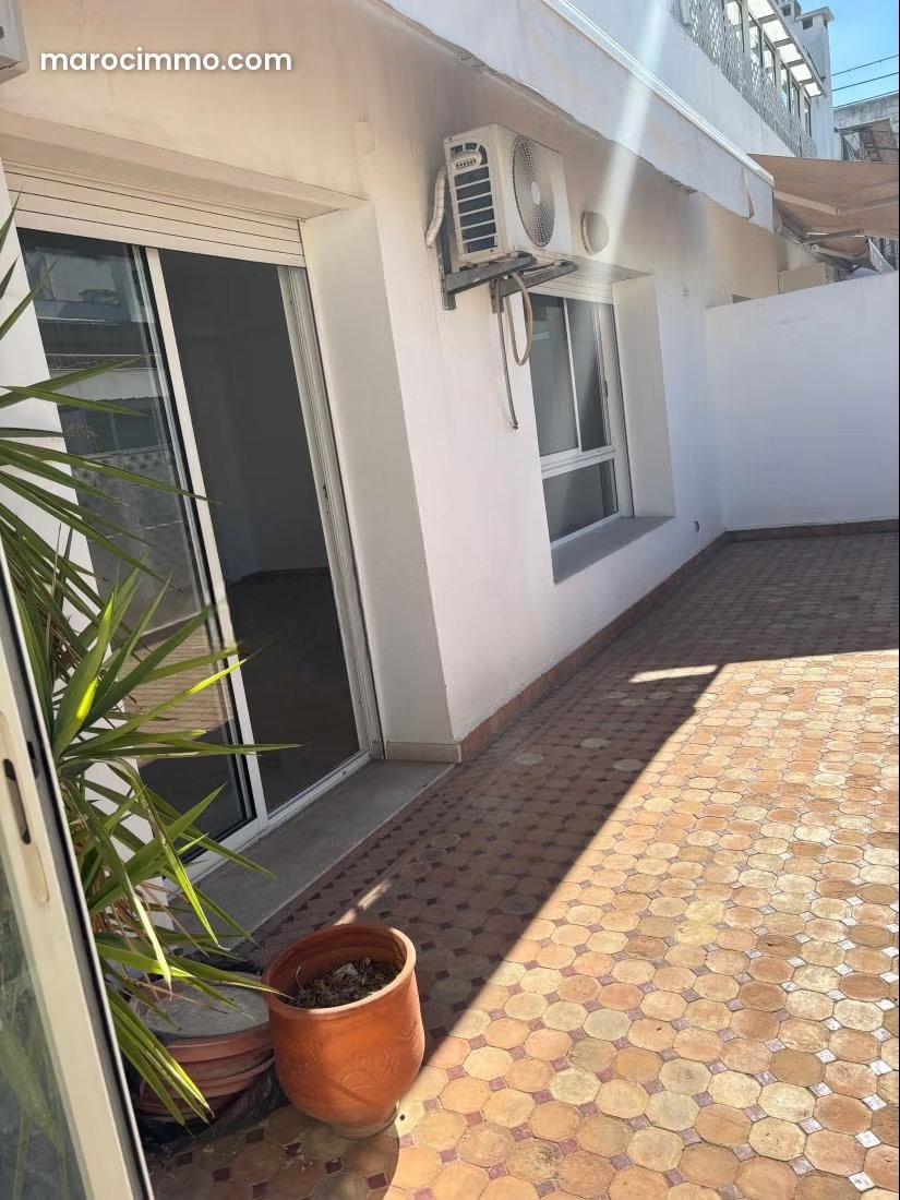 150 m² Apartment, 3 Bedrooms, Racine, Casablanca — Casablanca