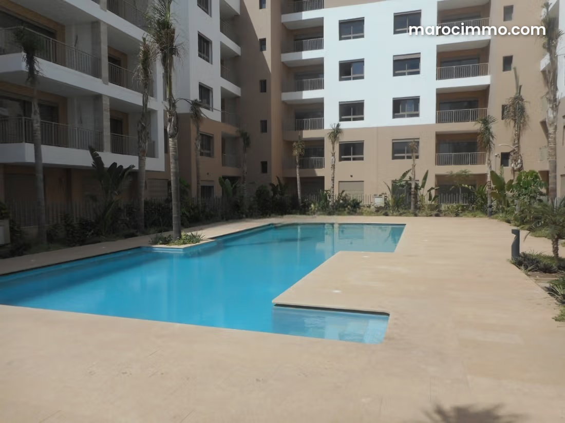 145 sqm apartment, 3 bedrooms with swimming pool, Sidi Maarouf — Casablanca