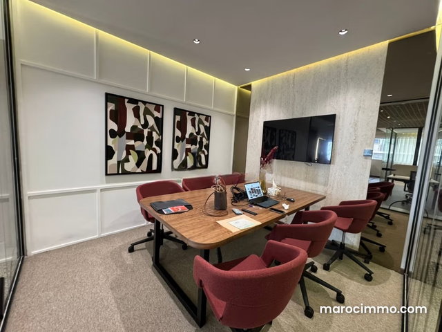 Bureau Neuf Meublé De 254 M² En Location Sur CFC — 3