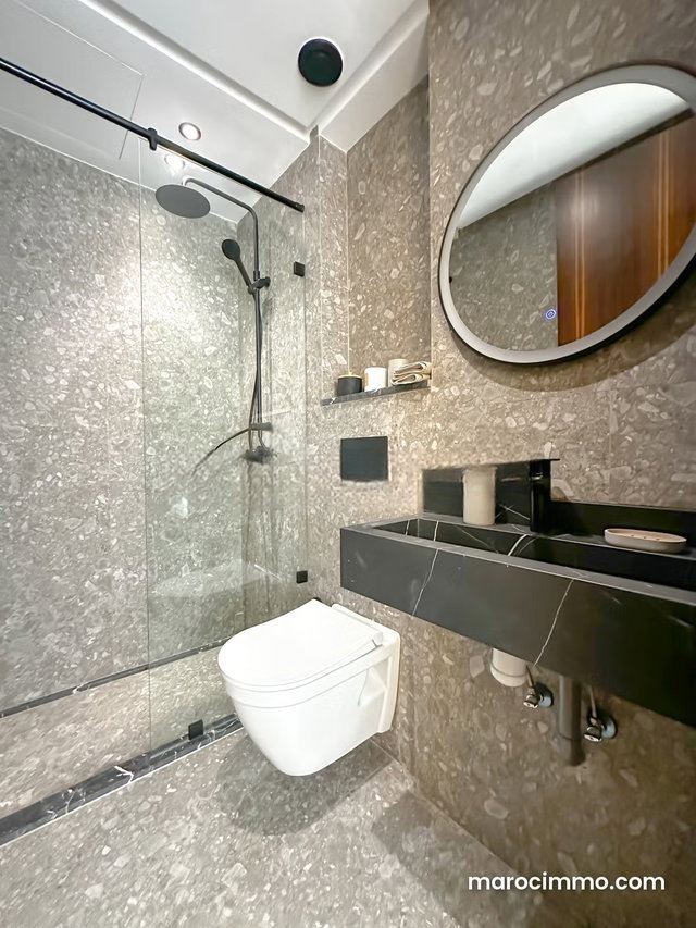 Découvrez un Projet d’Exception au quartier Racine. Des Studio haut standing de 37 à 52 m², conçus avec des finitions irréprochables et des matériaux de prestige — 5