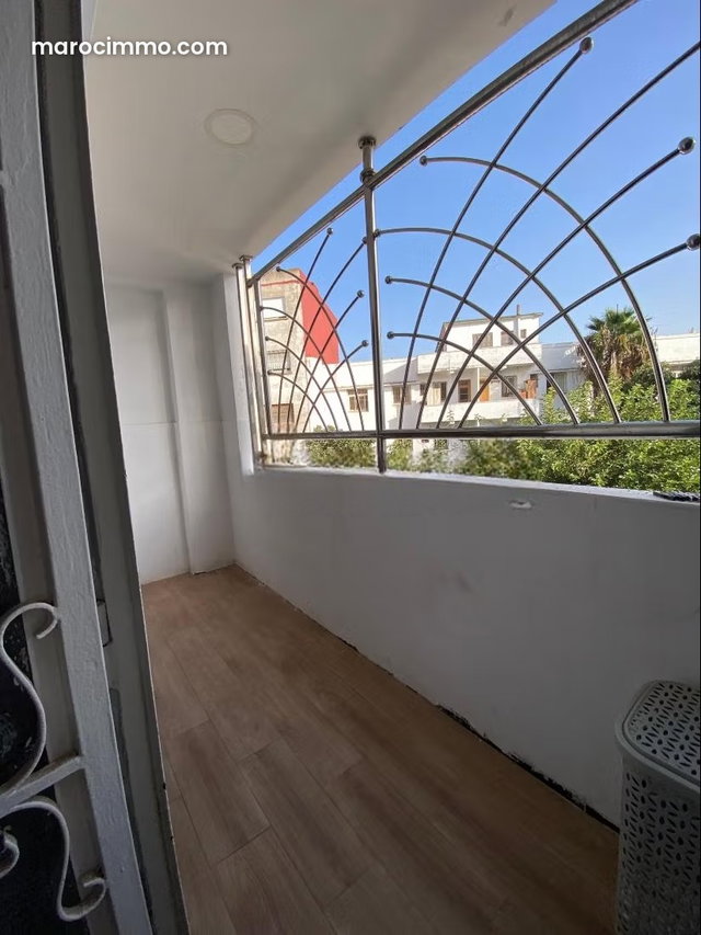 Bel appartement à vendre à Agdal. 3 chambres agréables. Meublé — 3