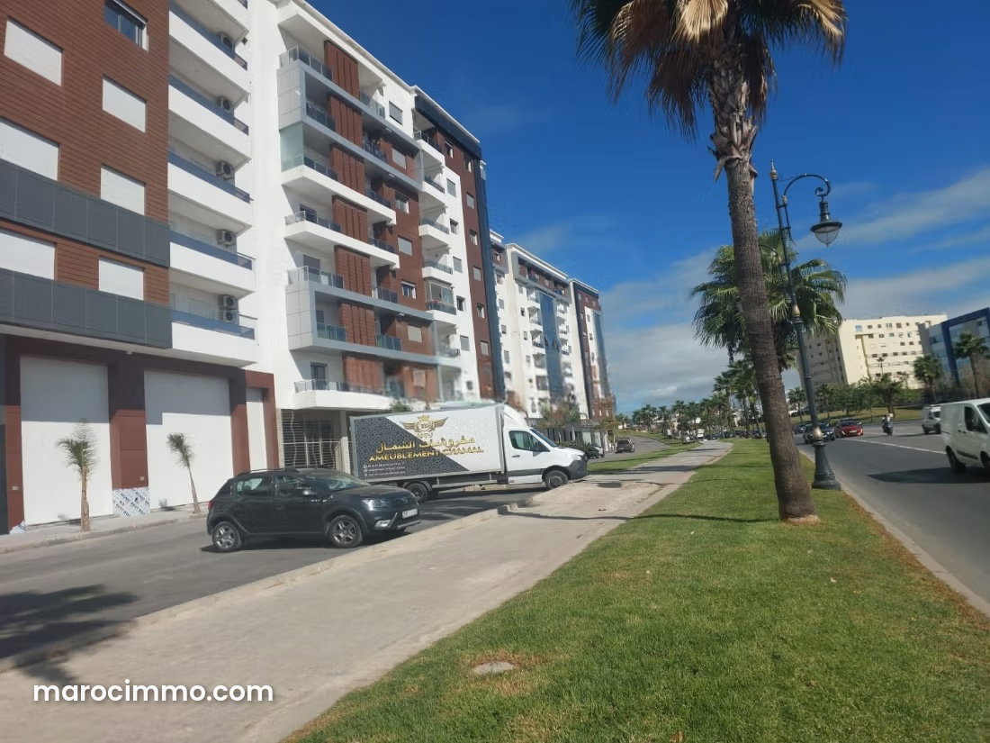 فرصة نادرة لاقتناء أرض 8000 م² بحي مرجان في طنجة — طنجة