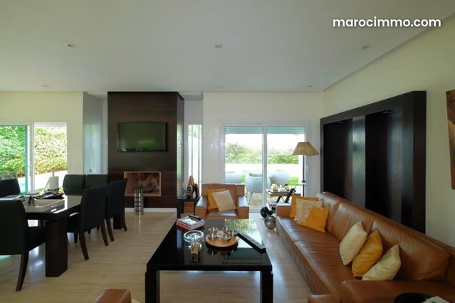 Villa 850 m² 4 chambres grand jardin — 4