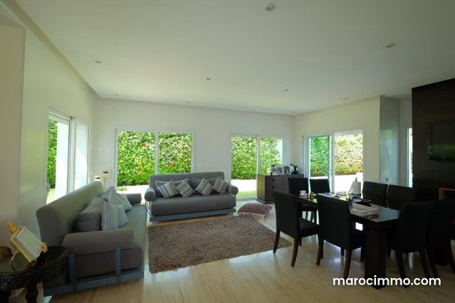 Villa 850 m² 4 chambres grand jardin — 3