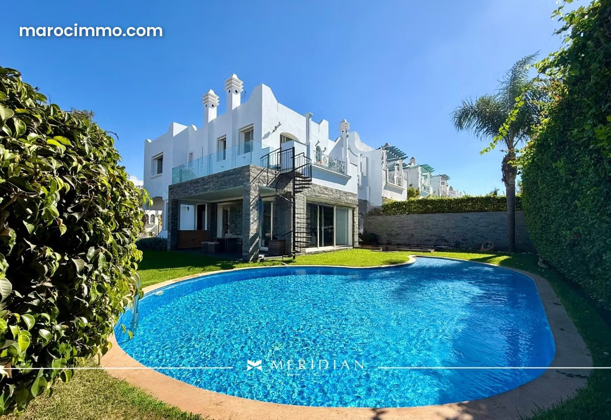 450 m² Villa with Pool and Sea View, Aïn Diab, Casablanca — Casablanca