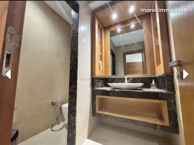 Bel appartement en location à Casablanca Finance City. Surface totale 135 m². Meublé — 3