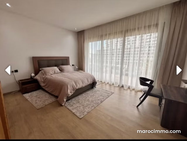 Bel appartement en location à Casablanca Finance City. Surface totale 135 m². Meublé — 5