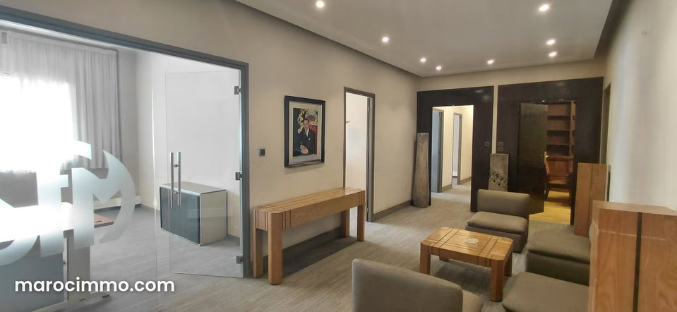 Bureau de standing à vendre 274 m2 en plein centre