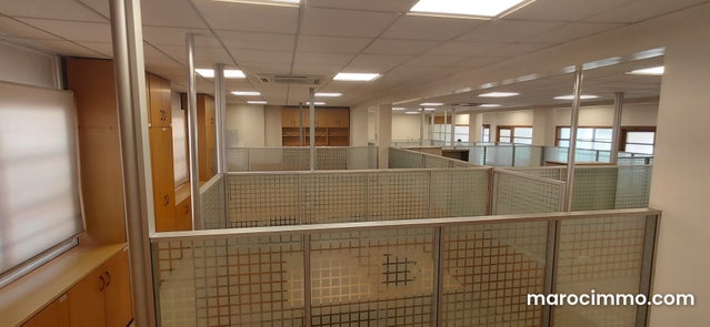 Open space exclusif de 274 m2 call center — 3
