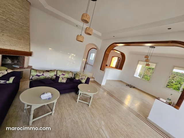 Location villa de luxe à Dar Bouazza. 4 chambres. Porte blindée et parabole — 5