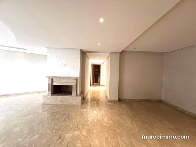 Appartement de 130m2 au quartier Oasis — 3