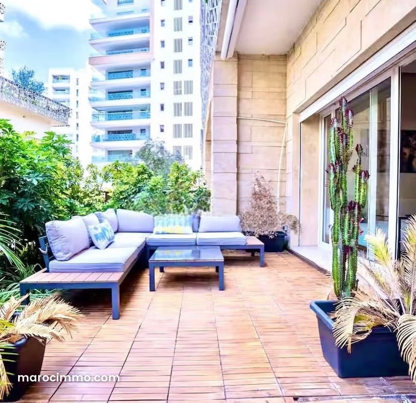 Furnished Garden-Level Apartment with Terrace and Private Garden in Casablanca Finance City — Casablanca