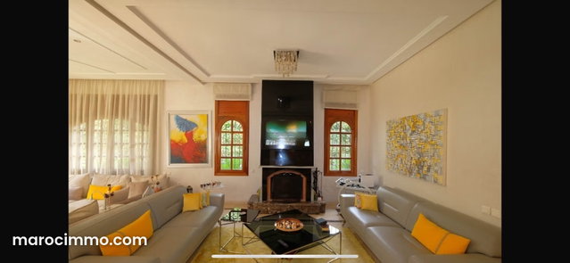 A louer villa vide polo 4 chambres moderne avec piscine — 4