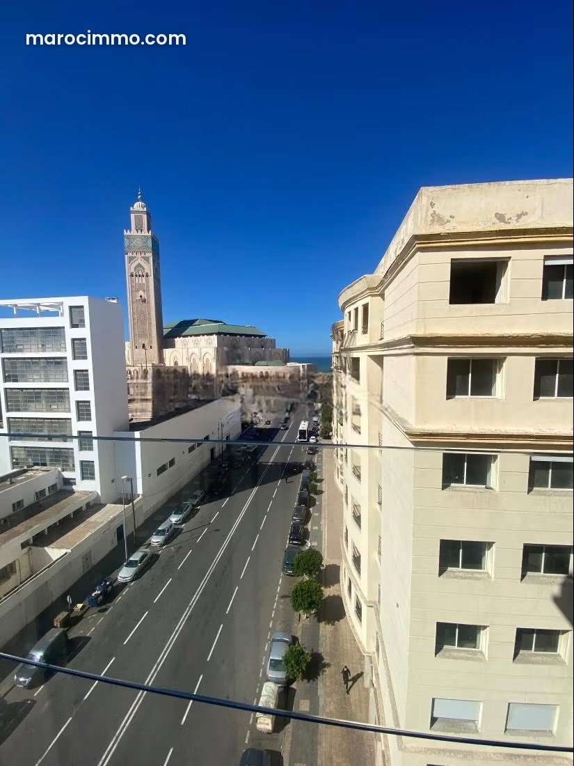Furnished 80 m² Apartment with Sea and Hassan II Mosque Views, Bourgogne, Casablanca — Casablanca