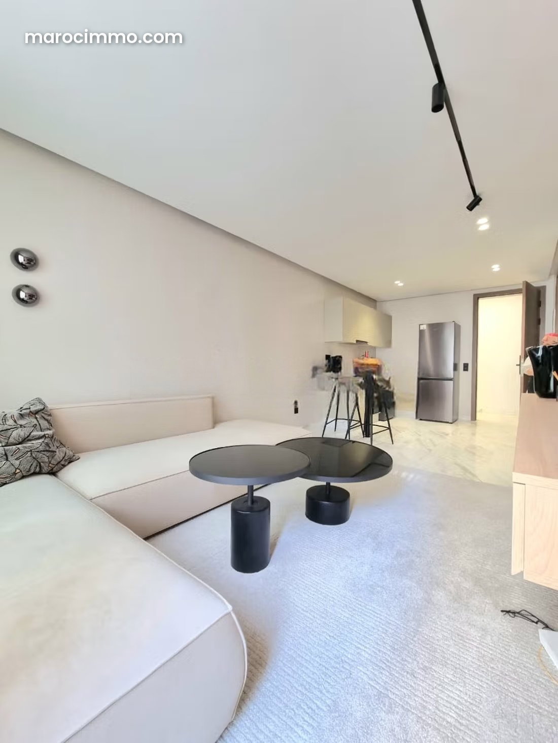 Furnished apartment with terrace for rent in Racine, Casablanca — Casablanca