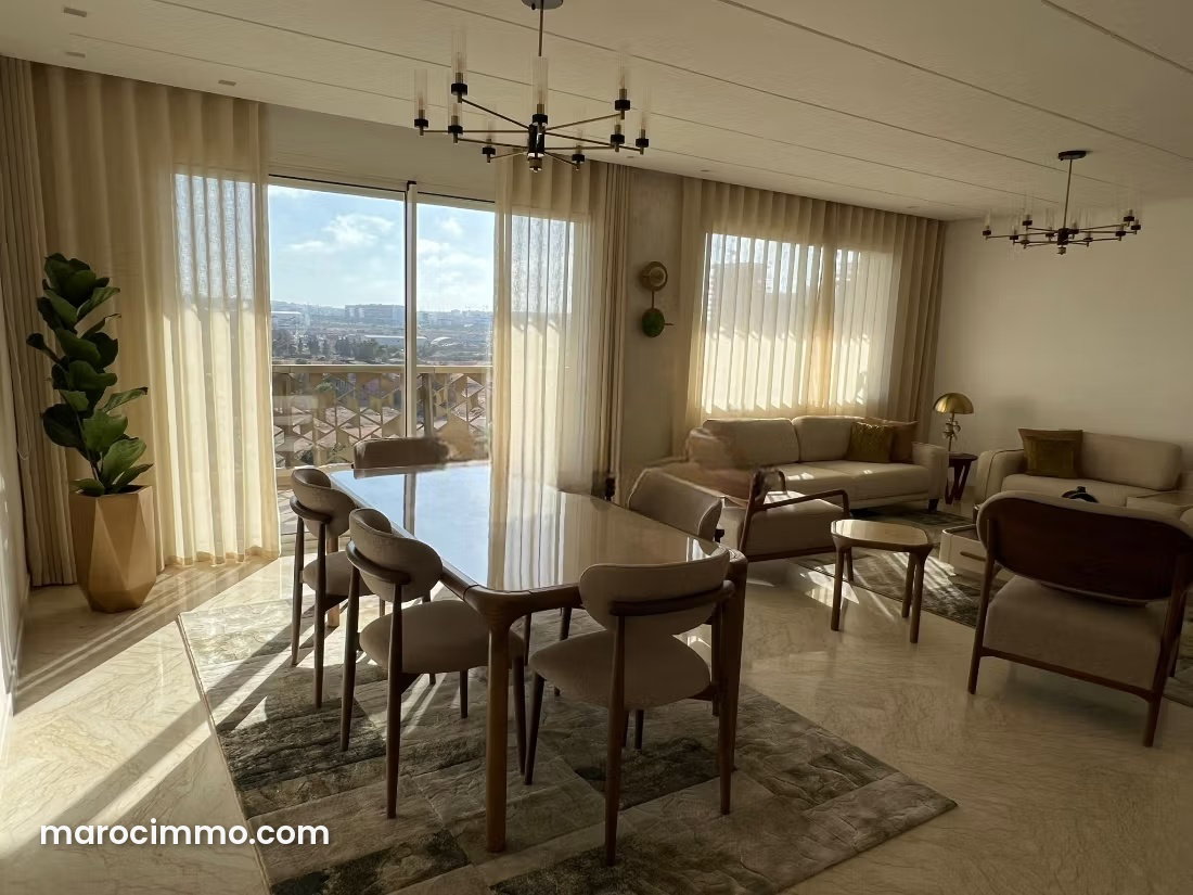 Appartement 4 pièces meublé, Anfa, Casablanca, vue dégagée — Casablanca