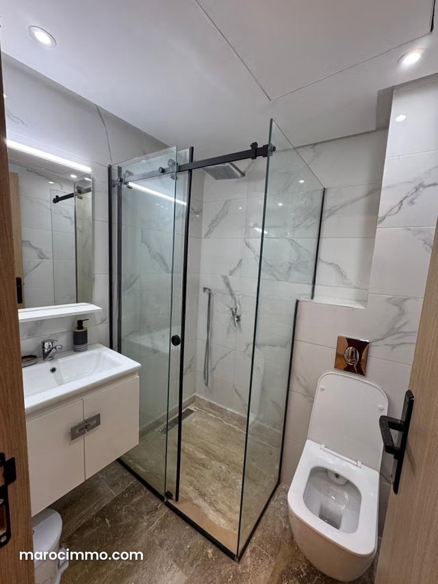 Apartment for Rent in Guéliz. 2 Beautiful Bedrooms. Well Furnished — 3