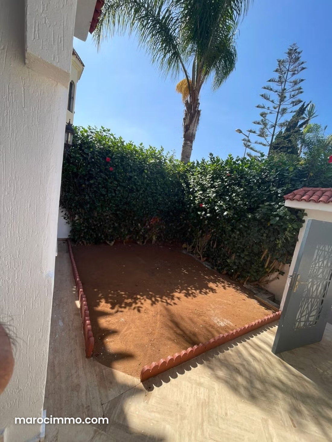 3-Bedroom Villa for Rent in Riyad, Rabat, with Garden and Terraces — Rabat