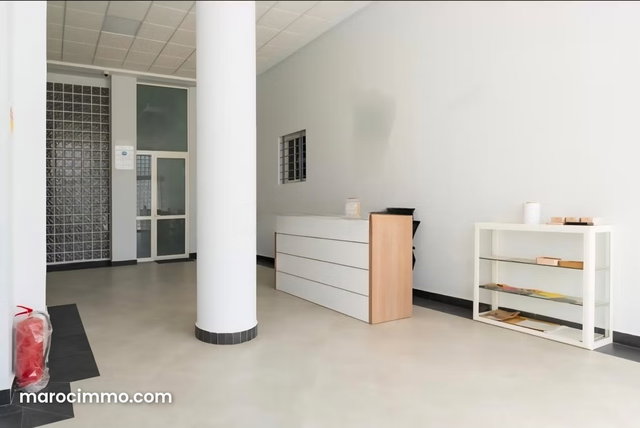 Bâtiment industrielle en location à Sapino. Surface totale 4000 m² — 2