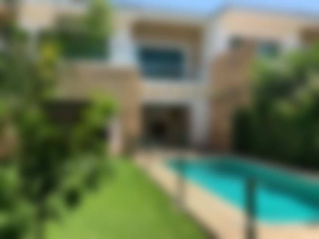 Villa 4 chambres avec piscine, Ville Verte Bouskoura