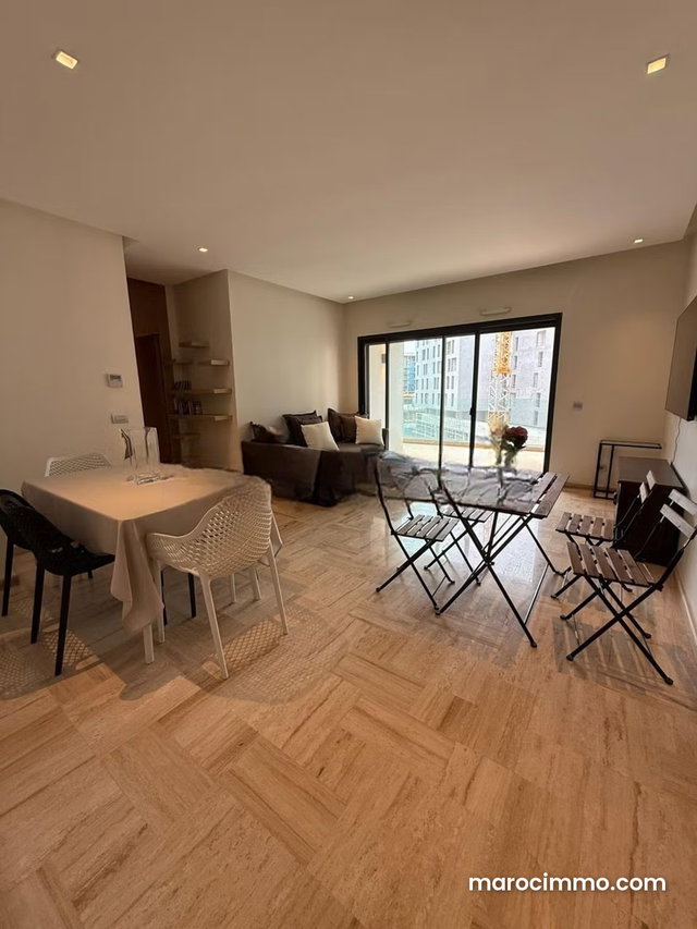 Superbe appartement 2 chambres meublé à louer, CFC — 3