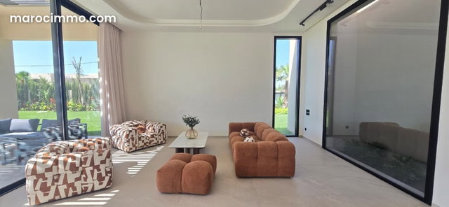Magnifique villa plein pied entièrement meublée — 5