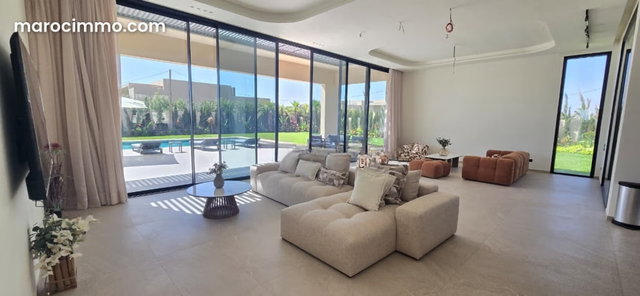 Magnifique villa plein pied entièrement meublée — 3
