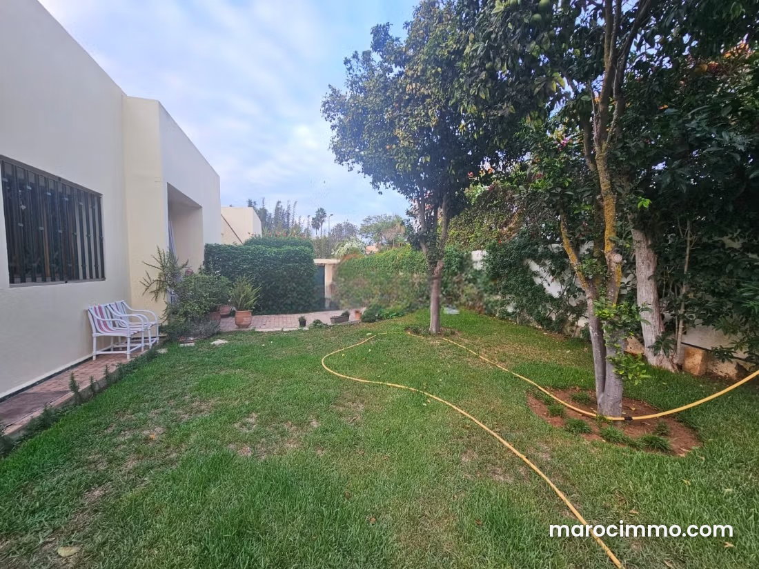 Villa 1800 m² avec 5 chambres à vendre, Souissi, Rabat — Rabat