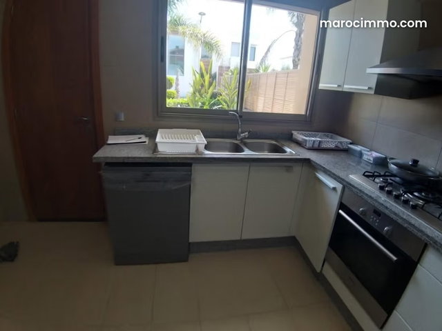 Villa de luxe à louer à Ville Verte. Superficie 400 m². Bien meublé — 2