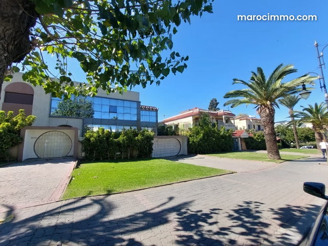 Villa à vendre Emplacement stratégique à Souriyen — 2