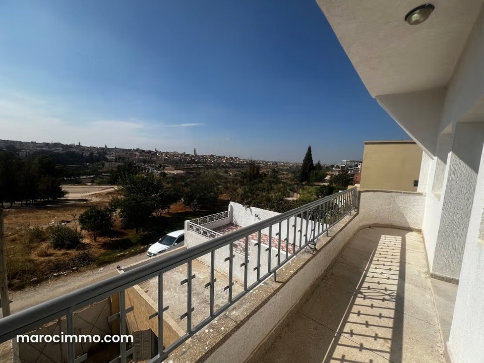 Locatio. Villa belle vu