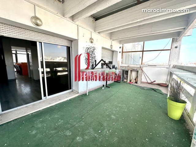 Bureau 80m2 20m2 terrasse coeur de Gauthier 9KTTC — 2