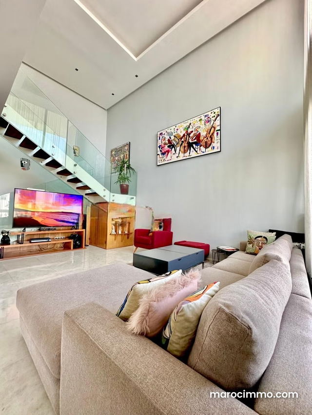 Beautiful furnished duplex for rent cfc — Casablanca