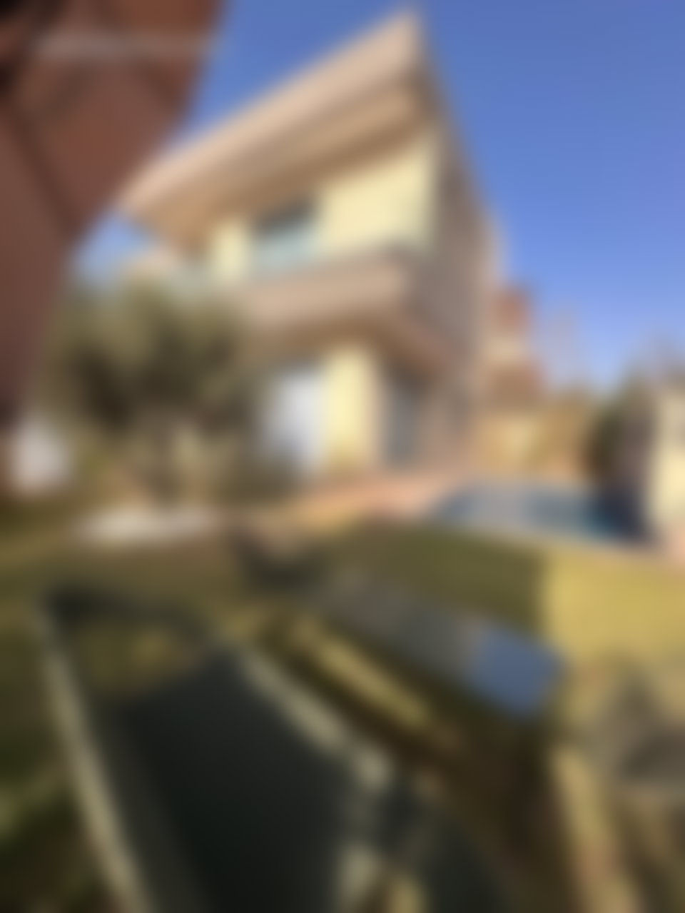 فيلا فاخرة للكراء بطريق تحناوت في مراكش