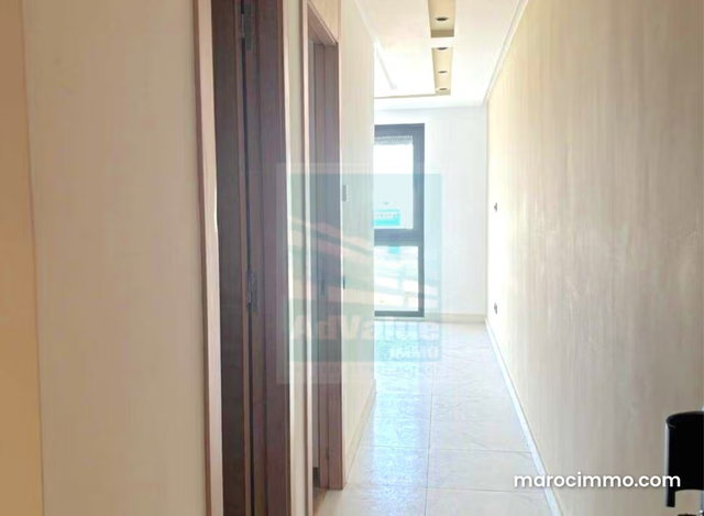 DL. 990: Magnifique studio au quartier Les Hôpitaux — 3