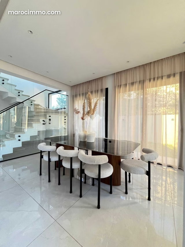 Villa à Vendre de 481.0 m² à Marrakech, Route De L'Ourika Agdal — 4