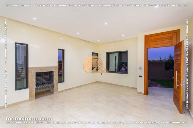 Villa vide à Targa, Jardin privé Caméras de surveillance, Marrakech: à vendre — 3