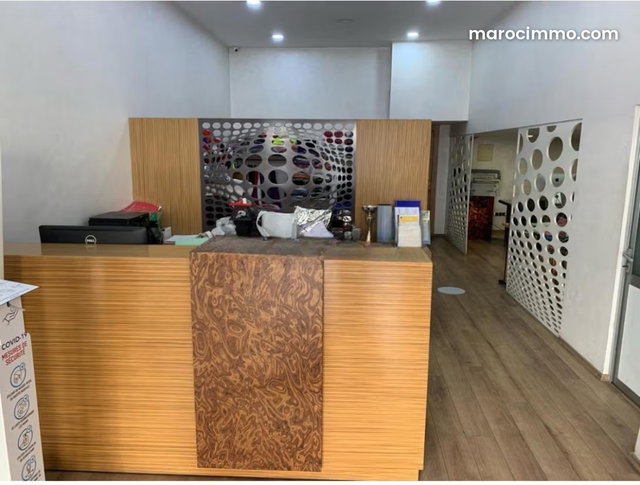 Local commercial 200 m² Beauséjour — 3
