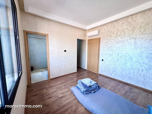 Vente villa de luxe à Hay Targa. 6 pièces. Porte blindée, salon marocain — 2