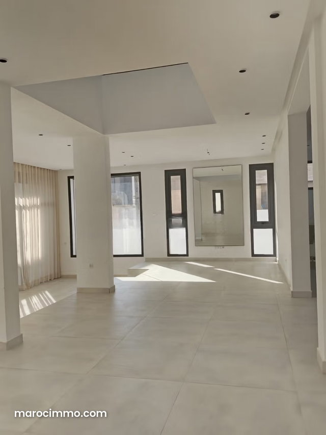 Villa for rent in Dar Bouazza 25000dh — 3