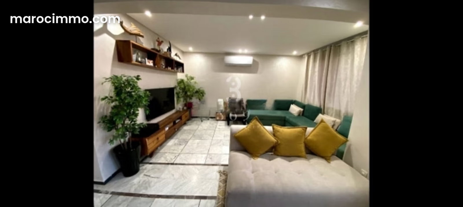 Furnished sea-view apartment, beachfront in Aïn Diab, Casablanca — Casablanca
