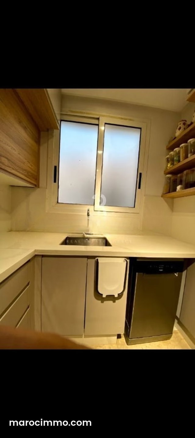 Bel Appartement Rénové et Meublé à Ain Diab — 2