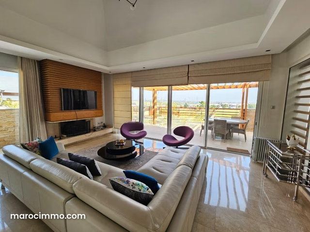Villa 1093m Front Golf A La Ville Vert Bouskoura — 3